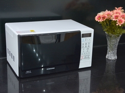 Lò vi sóng Samsung GE731K 20 lít có gì đặc biệt?