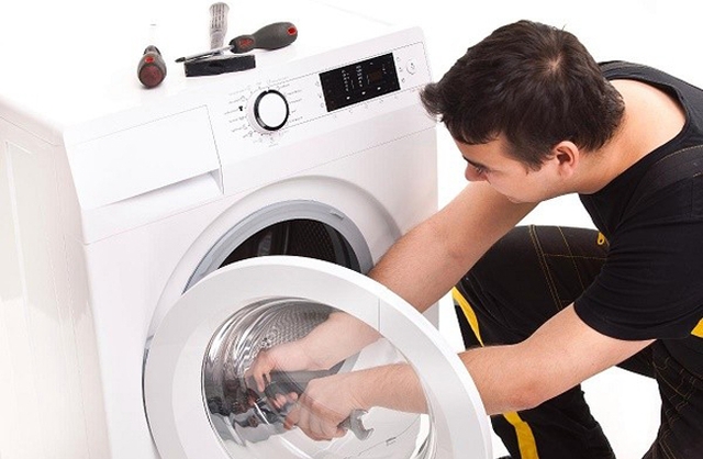 Làm thế nào để xử lý máy giặt samsung cửa ngang không vắt được ?