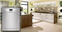 Có máy rửa bát Electrolux 14 bộ, 15, 16 bộ không? Máy rửa bát Electrolux giá rẻ nào đáng sắm cho gia đình đông người?