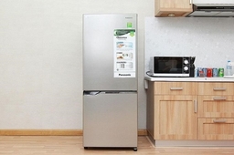 Tài chính 10 triệu có mua được tủ lạnh Panasonic ngăn đá dưới hay không?