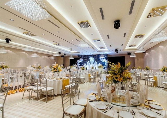 Tư vấn chọn mua điều hòa nối ống gió giá rẻ phù hợp cho nhà hàng 80m2