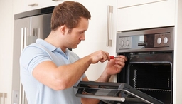 Mách bạn một vài mẹo xử lý lò vi sóng Bosch bị rò rỉ điện khi sử dụng