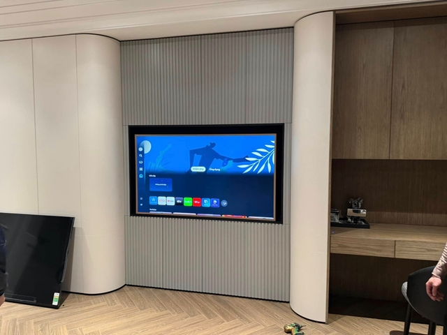 Phòng ngủ dưới 15m2 nên mua tivi Samsung nào giá rẻ, chất lượng?