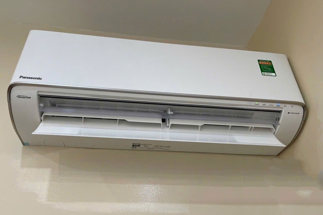 Tìm hiểu chi tiết điều hòa Panasonic Inverter 12000 1 chiều CS-XU12BKH-8