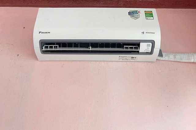 Điều hòa Daikin 12000btu FTKF35ZVMV, chiếc điều hòa có nhiều công dụng hơn là làm mát