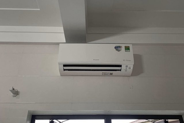 Điều hòa Daikin 9000btu inverter FTHF25XVMV, chất lượng cực tốt mà giá cả lại hợp lý