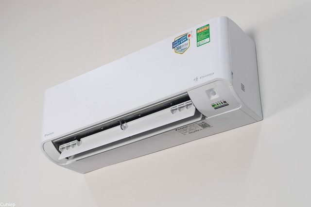 Đánh giá điều hòa Daikin 9000btu 1 chiều FTKY25ZVMV cao cấp có gì đáng mua?