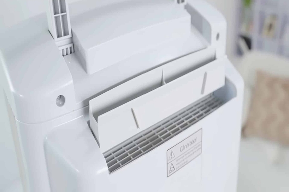 Mùa nồm nhà ẩm? Máy hút ẩm Panasonic F-YCT14V là bí quyết giữ nhà khô thoáng