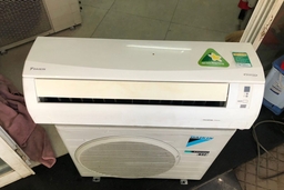 Review điều hòa Daikin 1 chiều 18000btu FTF50XV1V hàng thường có nên mua không?