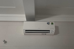 Điều hòa Daikin FTHF25XVMV đời cũ nhưng vẫn hút khách nhờ chất lượng tốt
