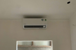 Điều hòa Daikin 1 chiều 12000btu FTKB35ZVMV hiệu suất làm mát cao mà giá cực rẻ