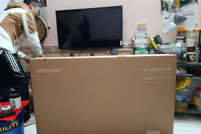 Đánh giá tổng quan về smart tivi Samsung 50 inch 4K UA50U8500F ra mắt 2025