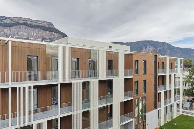 Phân tích ưu nhược điểm của hệ thống điều hòa trung tâm Daikin 2 chiều RSUYQ4AVM