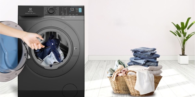 Khám phá công nghệ giặt trên máy giặt Electrolux 11kg EWF1143R7WC và EWF1142R9SC? Nên chọn model nào?