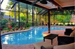 Chọn máy nước nóng bể bơi midea để tăng trải nghiệm dịch vụ cho khách hàng