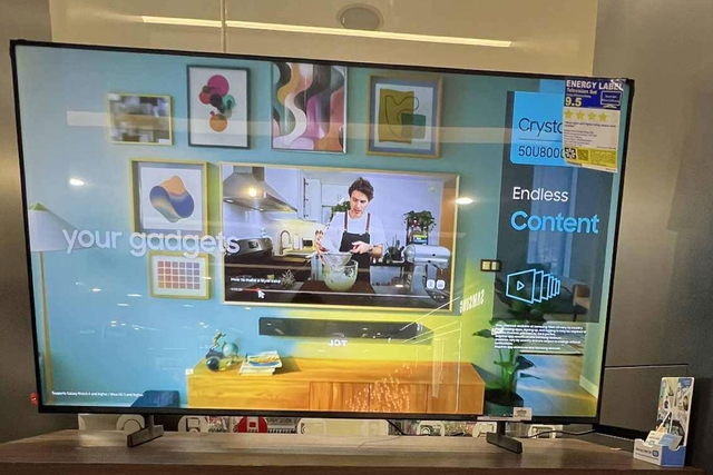 Đánh giá tivi Samsung 50 inch 4K UA50U8000FKXXV phù hợp với ai?