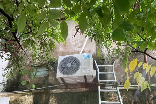 Dàn tản nhiệt đồng mạ vàng của điều hòa Casper SC-18FB36A, bí quyết hoạt động bền bỉ