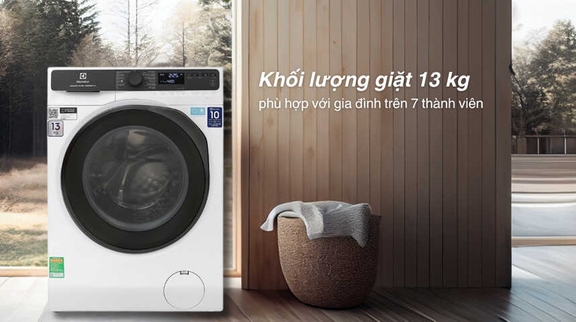 Có nên mua máy giặt Electrolux lồng ngang EWF1343P5WC không? Những công nghệ chăm sóc quần áo đáng chú ý