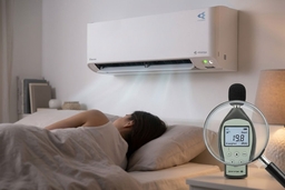 Điều hòa Daikin FTKY35ZVMV chạy có ồn không? Đo độ ồn thực tế khi bật chế độ ngủ