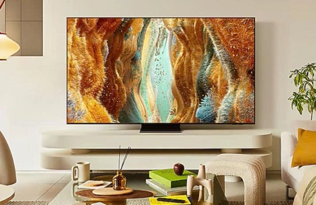 Smart Tivi Samsung 75 inch QA75Q7F5AKXXV: Màn hình lớn, hiển thị 4K sắc nét
