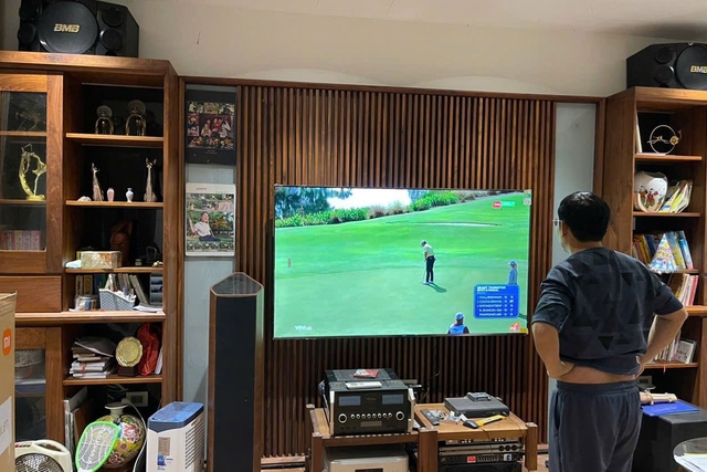 Ngân sách khoảng 10 triệu đồng nên chọn mua model smart tivi Samsung nào tốt?