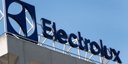 Tìm hiểu nhanh về ưu điểm và nhược điểm có trong máy sấy quần áo Electrolux thông hơi EDV904H3WC