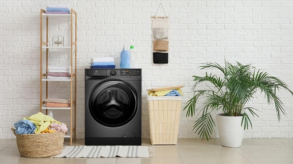 Máy giặt sấy Electrolux giá rẻ EWW1143R7SC – Lựa chọn thích hợp cho mùa mưa