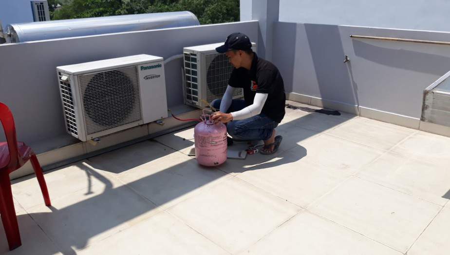 Nguyên nhân và cách khắc phục điều hòa Midea bị đóng băng