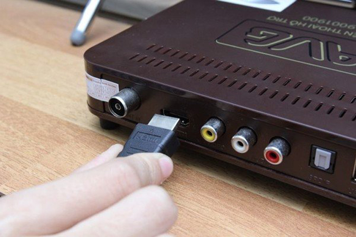 Nguyên nhân và cách xử lý tivi bị kẻ sọc màn hình