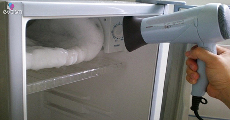 Lý do ngăn đá tủ lạnh bị đóng tuyết?