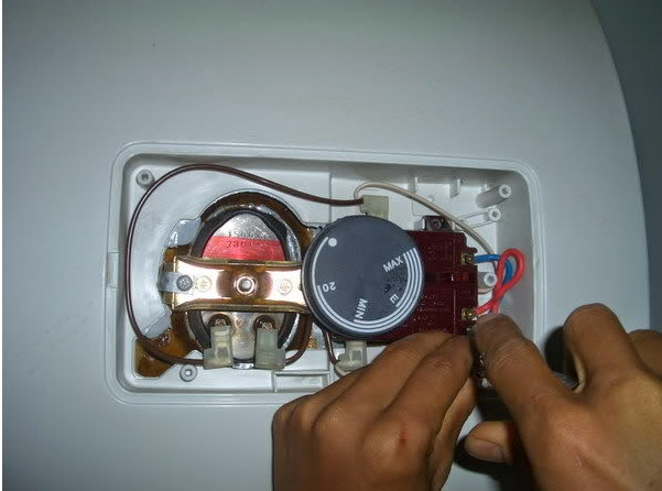 Cảnh báo nguyên nhân và mức độ nguy hiểm khi bình nóng lạnh bị cháy nổ