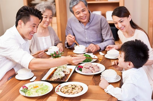 Bên trong Lò Vi Sóng Sharp Điện Tử R-678VN (W) là thiên đường ẩm thực