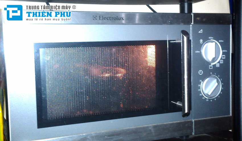 Lò Vi Sóng Electrolux EMM2017X