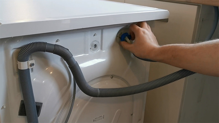 Cách vệ sinh máy giặt cửa trên và cửa trước đơn giản tại nhà