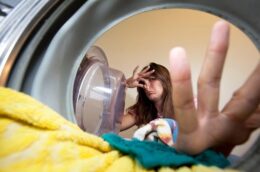 Tại sao cần phải bảo dưỡng,vệ sinh máy giặt thường xuyên?