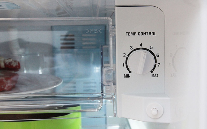 Hướng dẫn điều chỉnh nhiệt độ trên tủ lạnh Sharp inverter