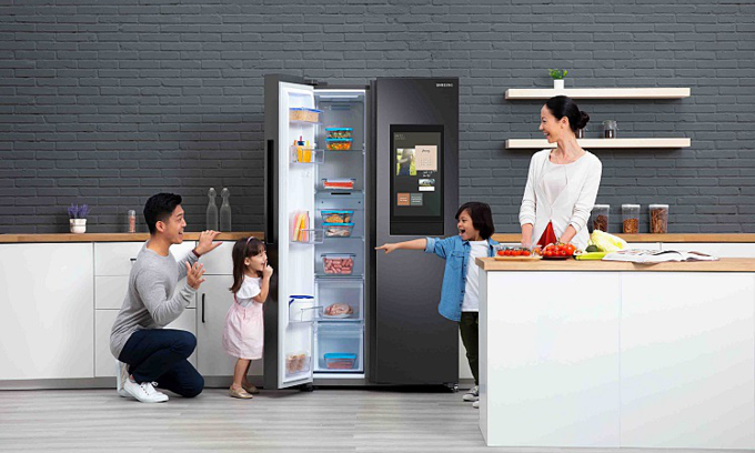 Tủ lạnh thông minh Samsung Family Hub 2018 có gì đặc biệt