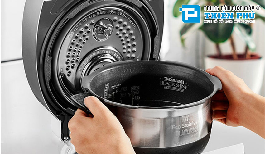 Nồi Cơm Điện Cao Tần Cuckoo CRP-LHTR0610FW 1.08 Lít