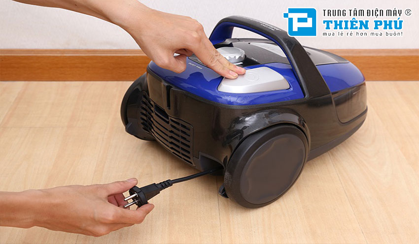 Máy Hút Bụi Electrolux ZAP9910