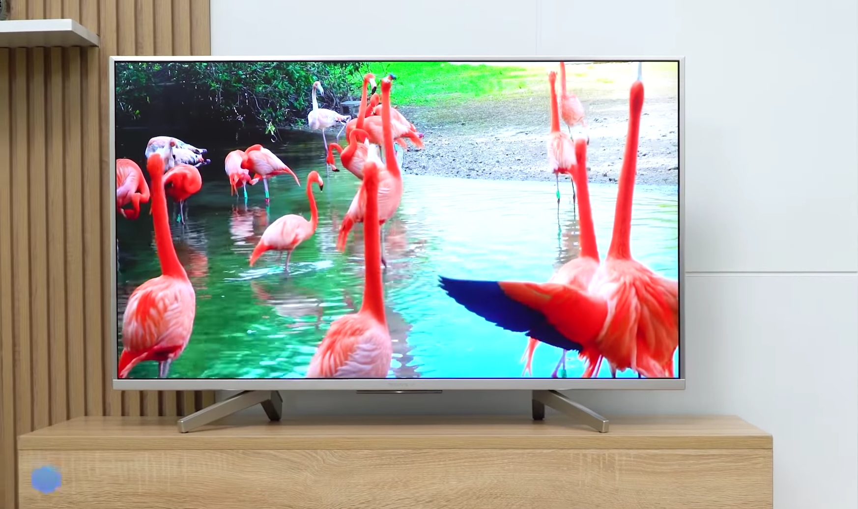 Mọi nội dung đều sắc nét và tinh tế hơn trên tivi Sony KD-55X8500F