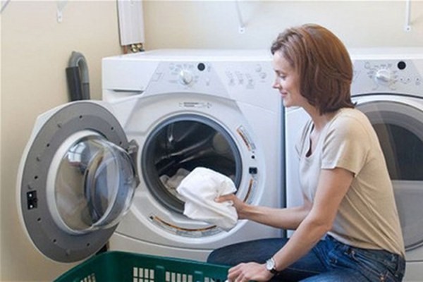 Hướng dẫn vệ sinh máy giặt Hitachi hiệu quả nhất.