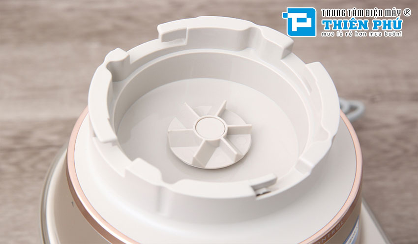 Máy Xay Sinh Tố Electrolux E7TB1-84SM 1.5 Lít