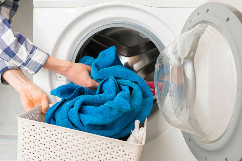 Hướng dẫn cách giặt chăn  cho mùa đông bằng máy giặt