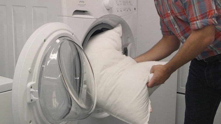 Hướng dẫn cách giặt chăn  cho mùa đông bằng máy giặt