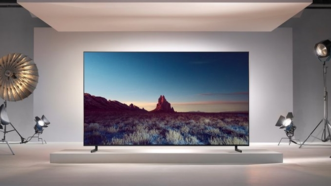 Khó cưỡng với chiếc Smart tivi Samsung tràn viền đầu tiên