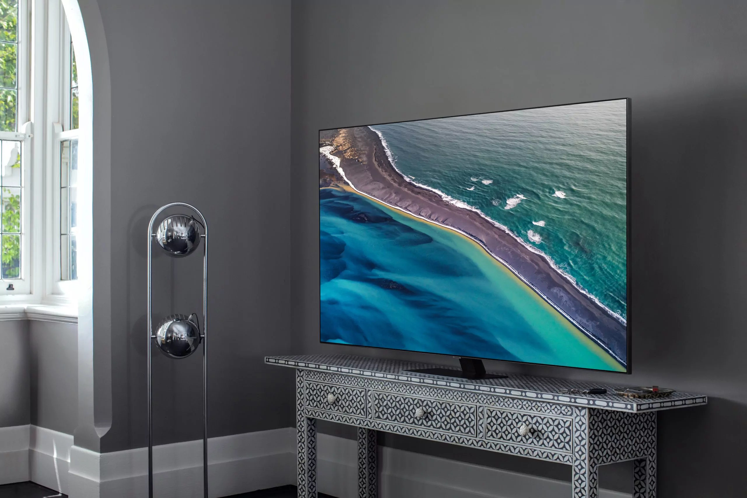 Tivi Samsung QLED 4K và Crystal UHD 4K 2020 bước tiến mới TV 4K