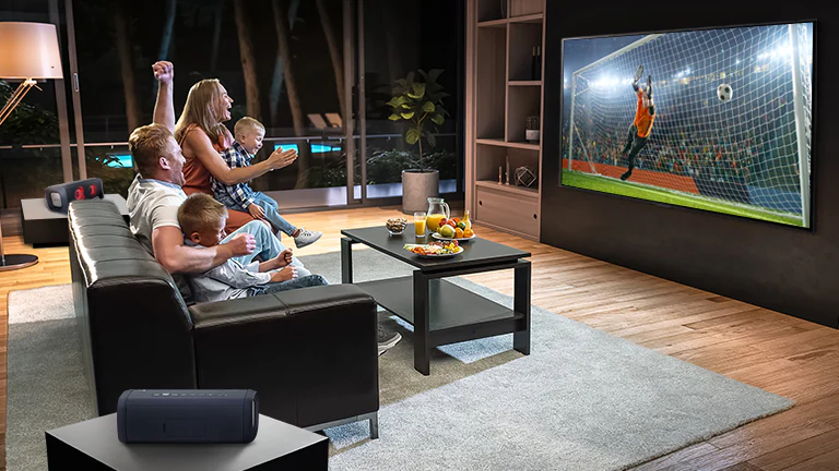 Smart tivi LG 50 inch 50NANO80SQA có dùng được cho phòng khách hay không?