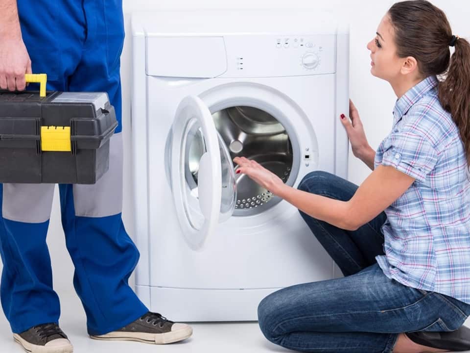 Cách sửa lỗi E10 ở máy giặt Electrolux triệt để