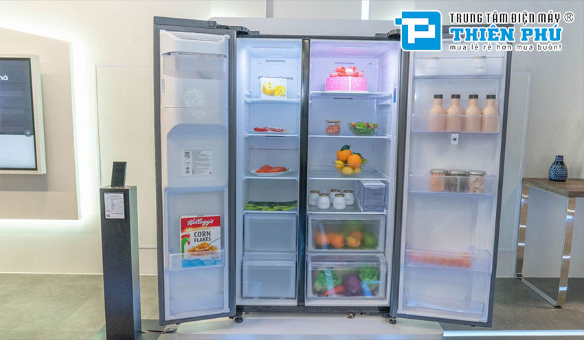 Tủ lạnh Panasonic trưng bày là gì? Có nên lựa chọn dòng tủ trưng bày không? 