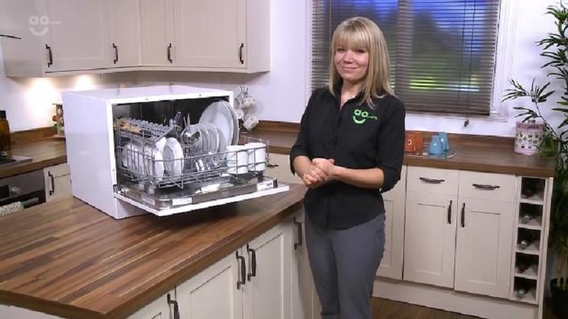 Giá máy rửa bát mini Bosch bao nhiêu? Loại nào tốt?